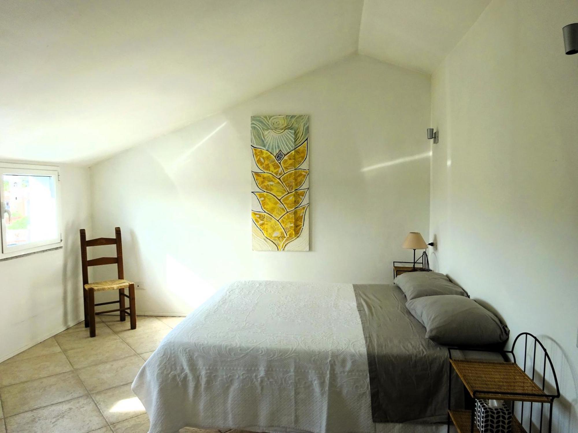White - San Pantaleo Apartment Bagian luar foto